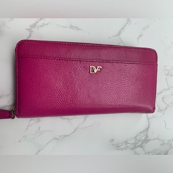 Diane Von Furstenberg Dark Pink Zip Around Wallet - Picture 2 of 13